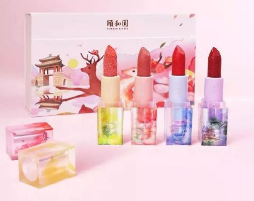 國潮新風尚 繼故宮、敦煌后，又一文創IP跨界日用品成新寵